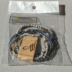 Magnetic beaded bracelet